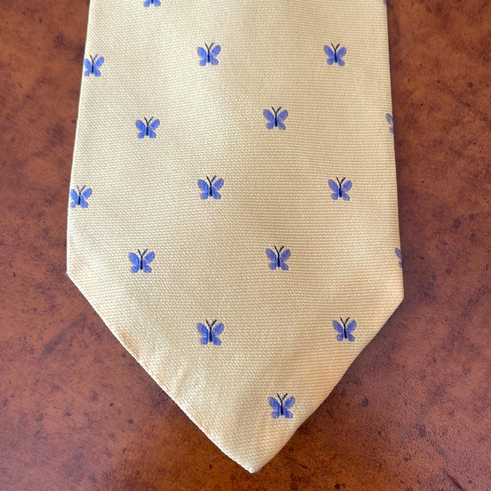 Brooks Brothers 346 Butterfly Silk Tie